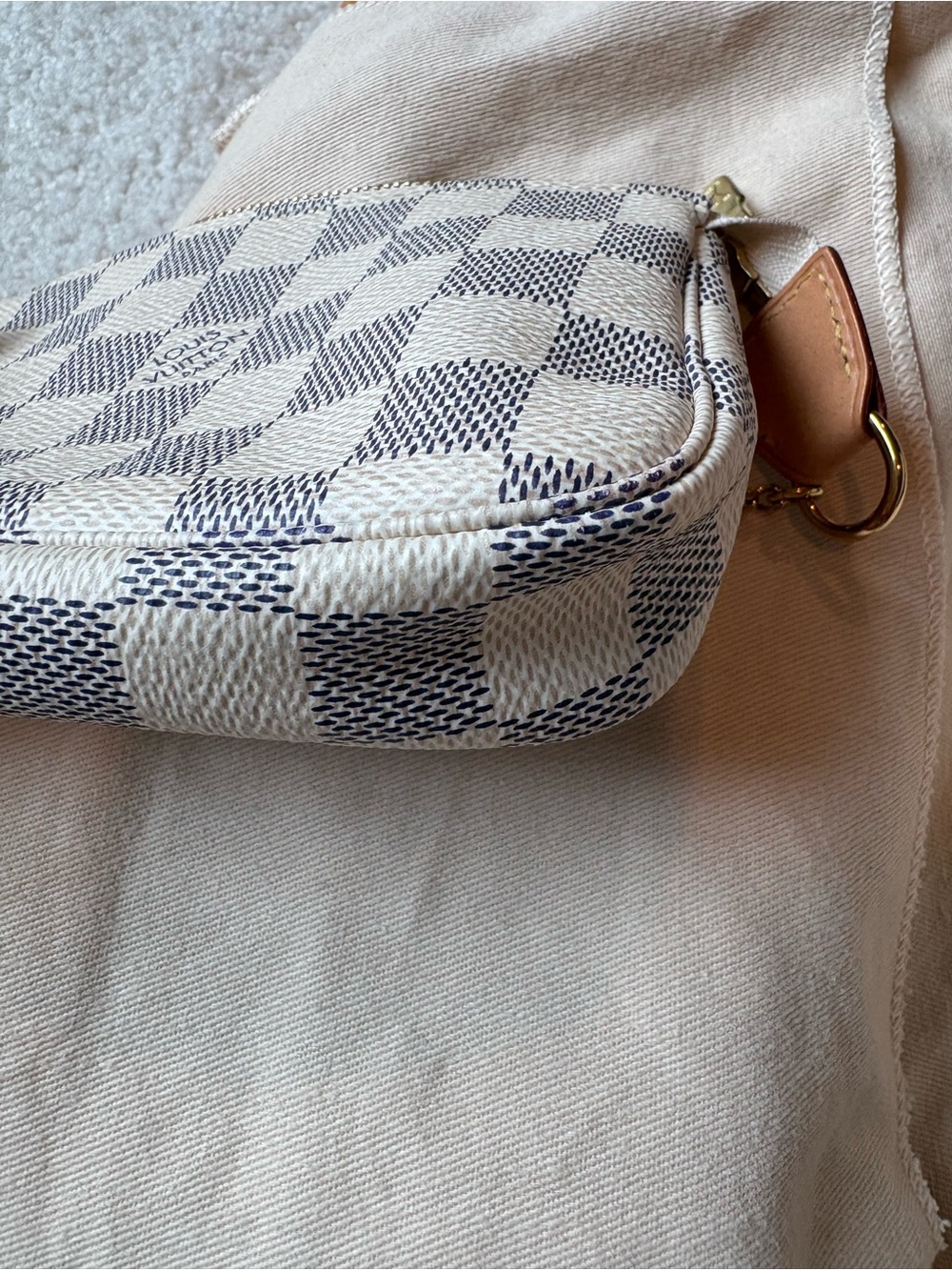 Louis Vuitton Damier Azur Mini Pochette Accessoires - Cream/Blue - Picture 10 of 11